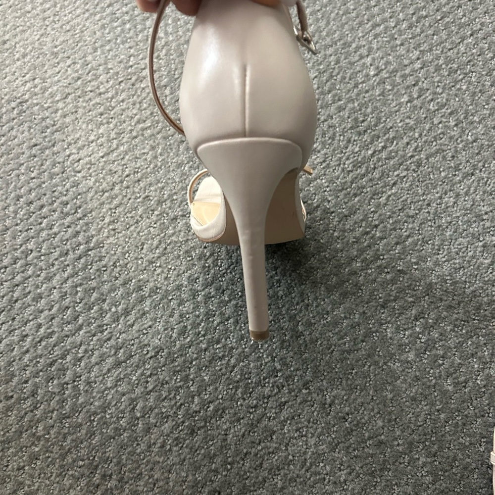 heeled sandal - Picture 3 of 4